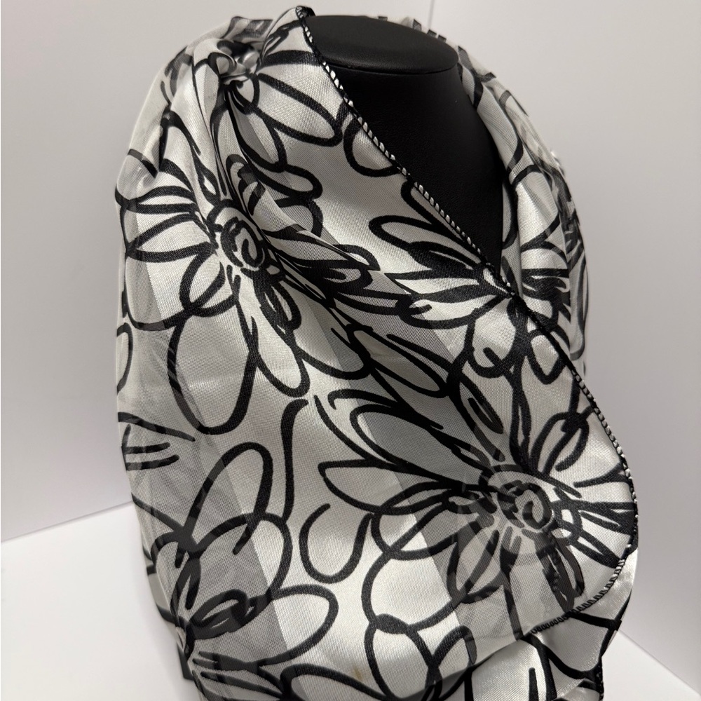 Floral Black and White Patterned scarf